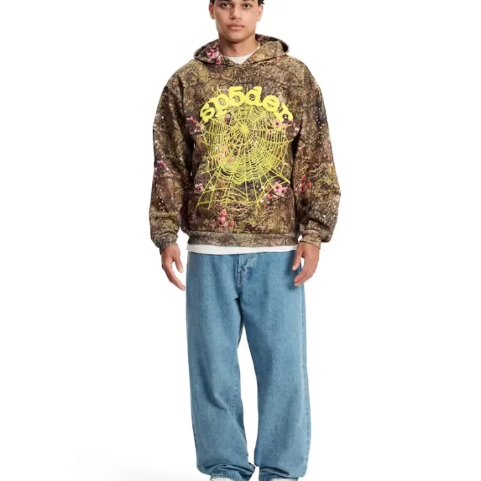 Sp5der-Real-Tree-Og-Web-Hoodie-Camo_Model_0384.webp